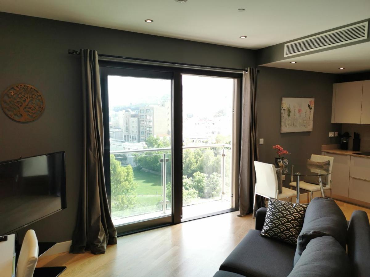 Kings Wharf Quay29 - Large Studio Apartment With 3 Pools - Gym - Rock Views - Holiday And Short Let Apartments In Gibraltar Luaran gambar